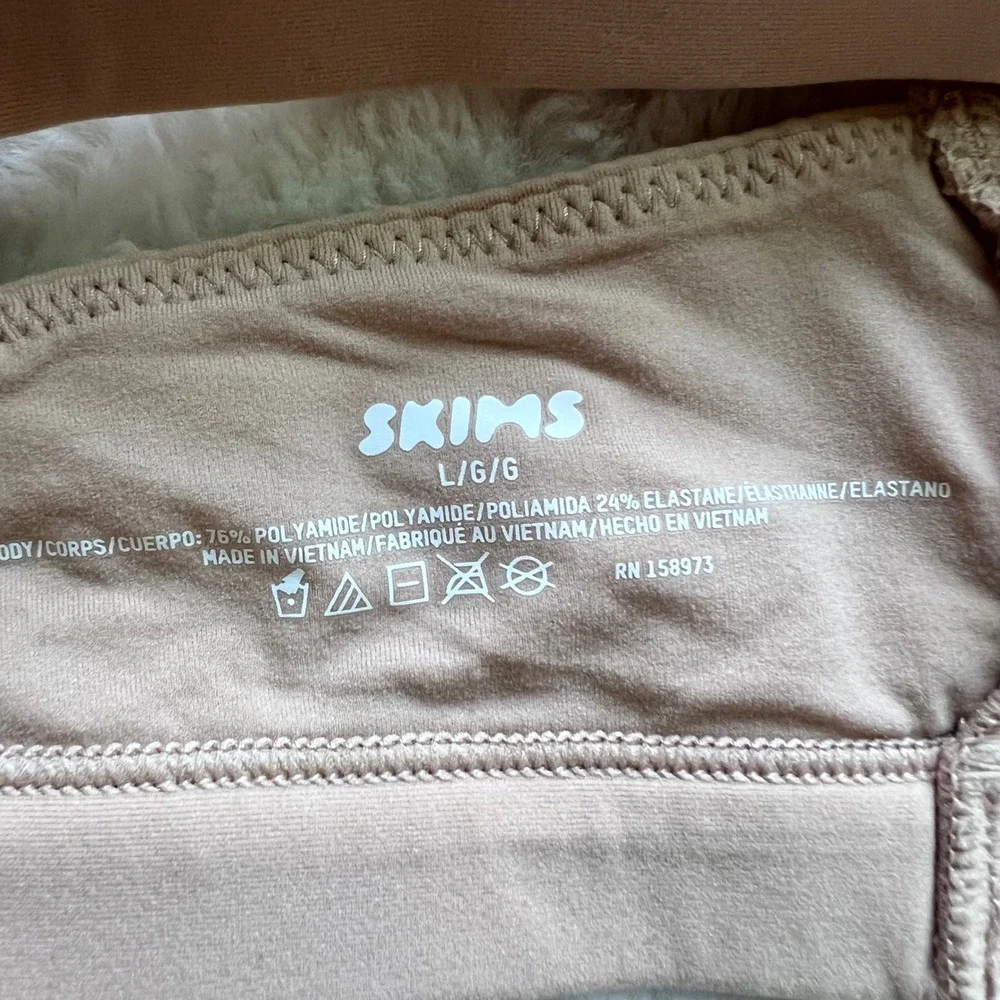 Skims Fits Everybody Triangle Bralette Clay BR-TRI-2024 Women's Size Large NWT
